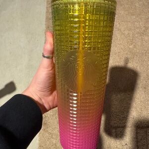 24oz Starbucks cold cup